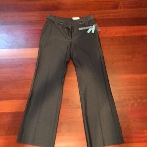 Gray Dress Pants. Apt 9.  Size 4   NWT.